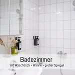 Benville Bv13 - Ruhige Lage & Tiefgarage - Balkon - Wlan - Zentral Gelegen Appartement Pirna