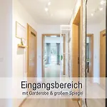 Benville Bv13 - Ruhige Lage & Tiefgarage - Balkon - Wlan - Zentral Gelegen *