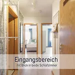 Benville Bv13 - Ruhige Lage & Tiefgarage - Balkon - Wlan - Zentral Gelegen * Pirna