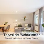 Benville Bv13 - Ruhige Lage & Tiefgarage - Balkon - Wlan - Zentral Gelegen Appartement