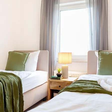 Benville Bv13 - Ruhige Lage & Tiefgarage - Balkon - Wlan - Zentral Gelegen