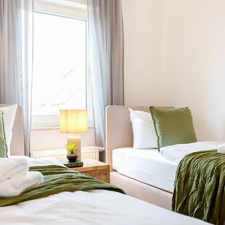 Benville - Terrasse - Stylisch - Parkplatz Apartment Pirna