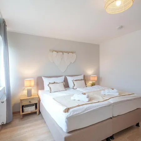 Benville Bv13 - Ruhige Lage & Tiefgarage - Balkon - Wlan - Zentral Gelegen Pirna