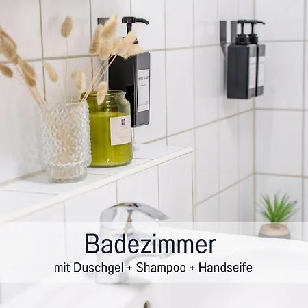 Benville - Ruhige Lage & Tiefgarage - Balkon - Wlan - Zentral Gelegen * Pirna