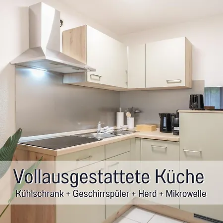 Benville - Ruhige Lage & Tiefgarage - Balkon - Wlan - Zentral Gelegen *